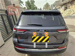 جیپ گراند شیرۆکی
